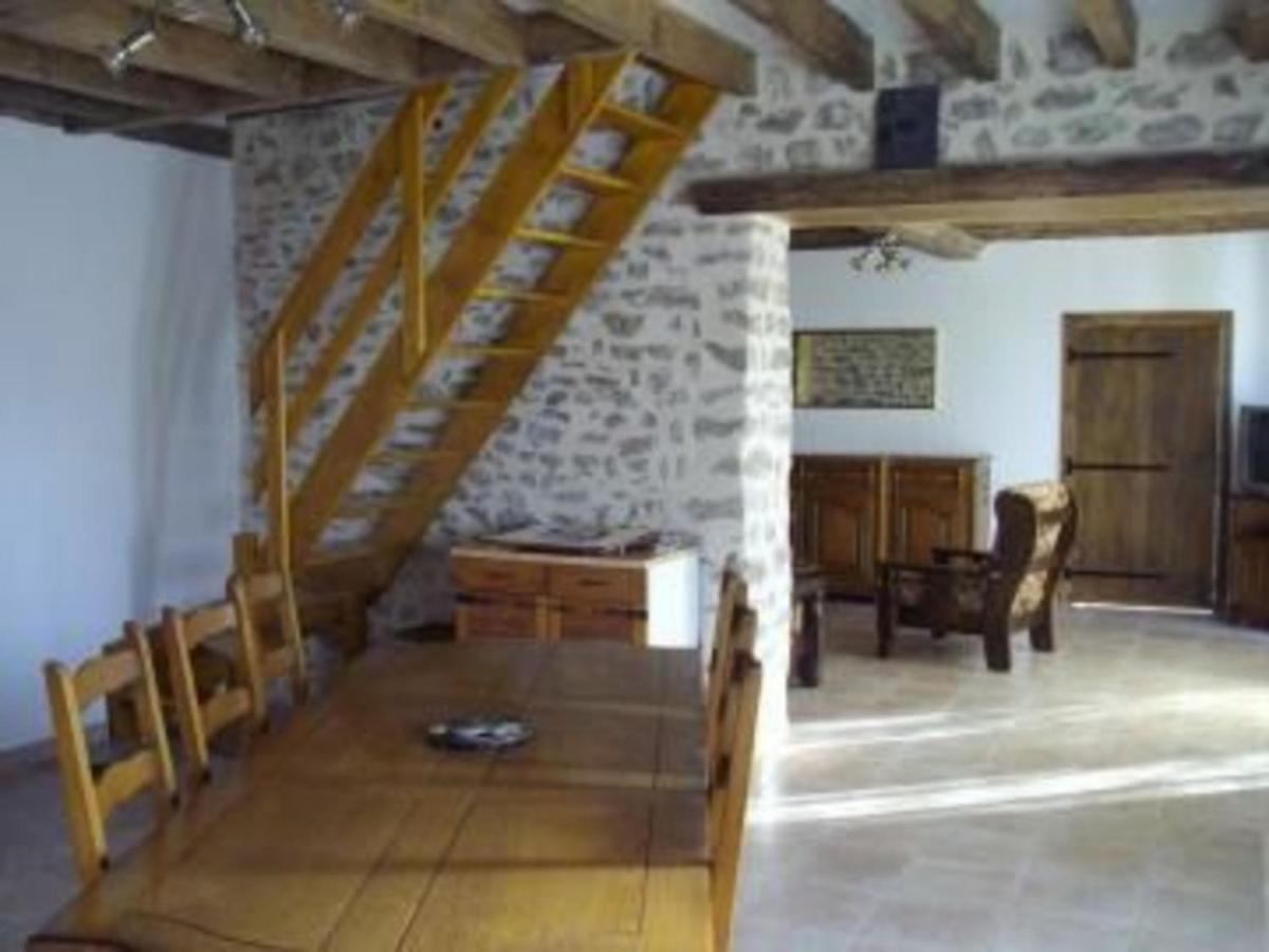 Gite De Charme Renove Avec Cheminee, Terrasse Et Proche Randonnees - Capacite 13 Pers. - Fr-1-410-179 Saint-Léonard-des-Bois Buitenkant foto